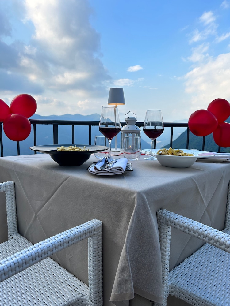 Hotel Paradiso sul Lago 45/50