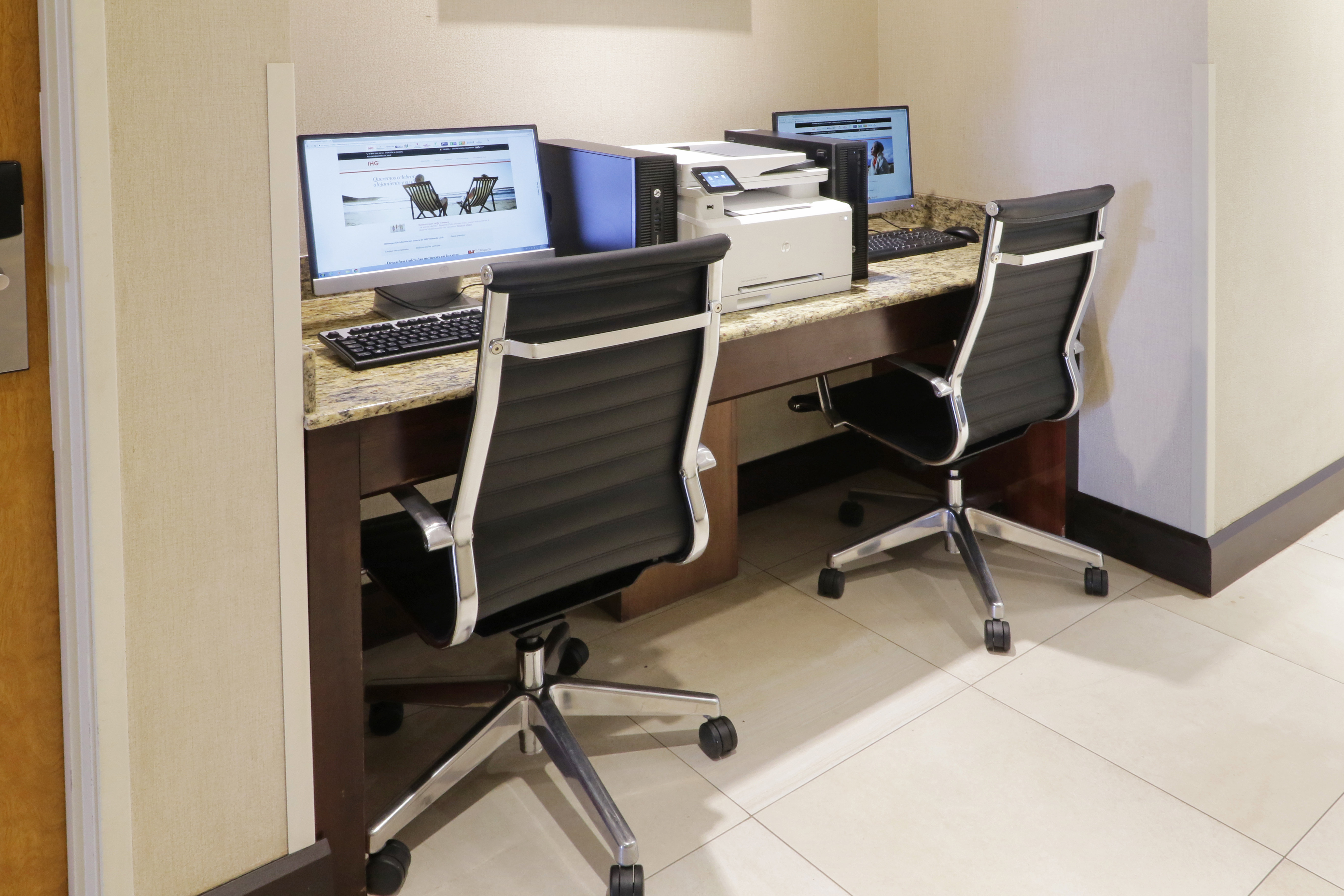 Holiday Inn Hotel & Suites Hermosillo Aeropuerto 36/50