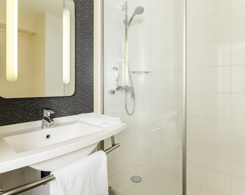 Ibis Paris Issy Les Moulineaux Val de Seine 69/72