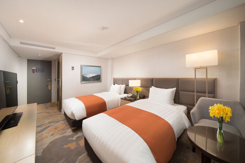 Jeju Sun Hotel and Casino 10/69