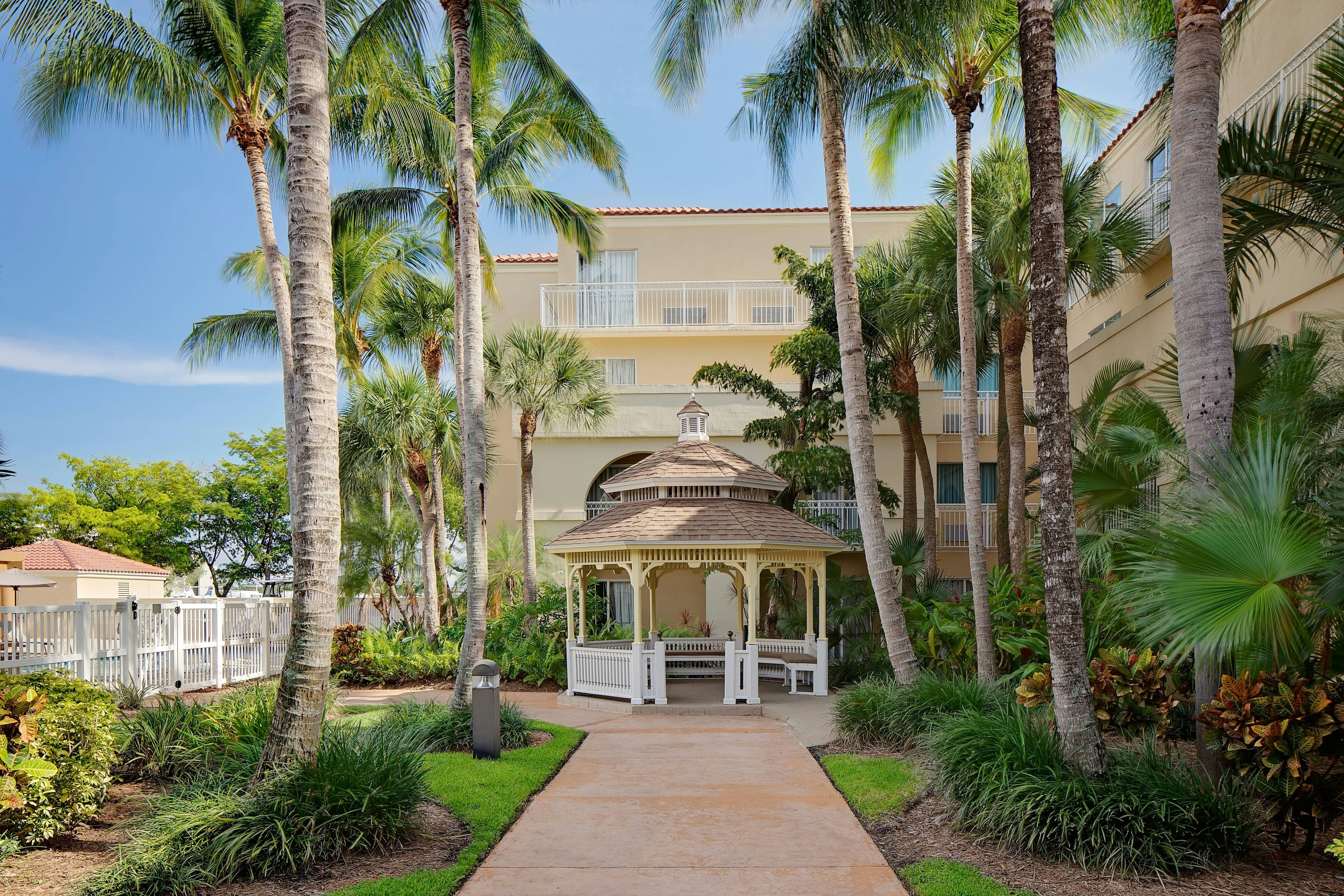 Courtyard Fort Lauderdale North Cypress Creek 21/22