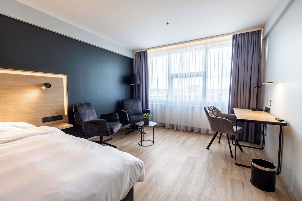Park Inn By Radisson Reykjavik Keflavik Airport 16/50
