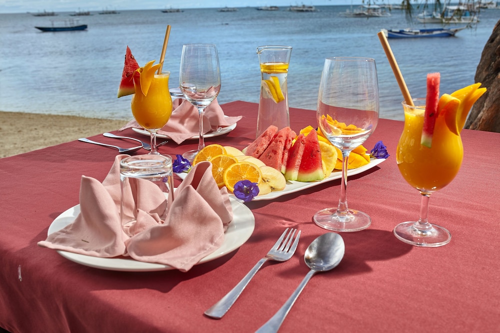 Ocean Vida Beach And Dive Resort 45/65