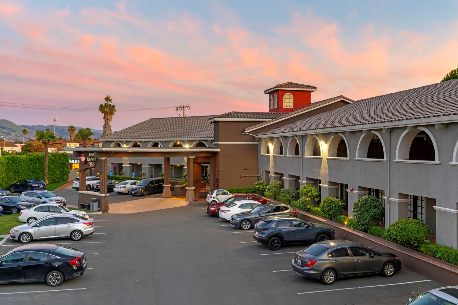 Best Western Plus Brookside Inn 48/62