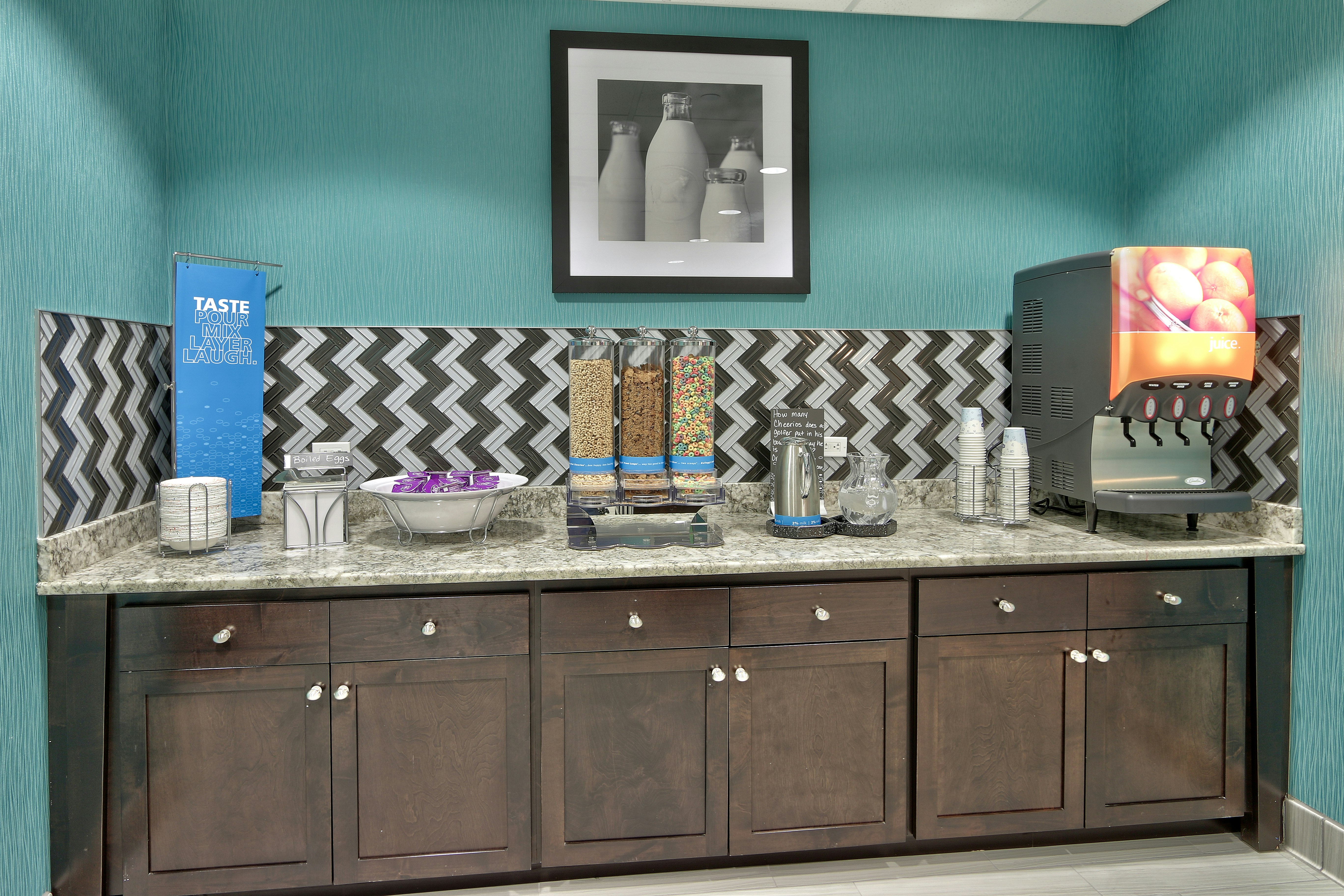 Hampton Inn Suites Albuquerque Airport 6/54