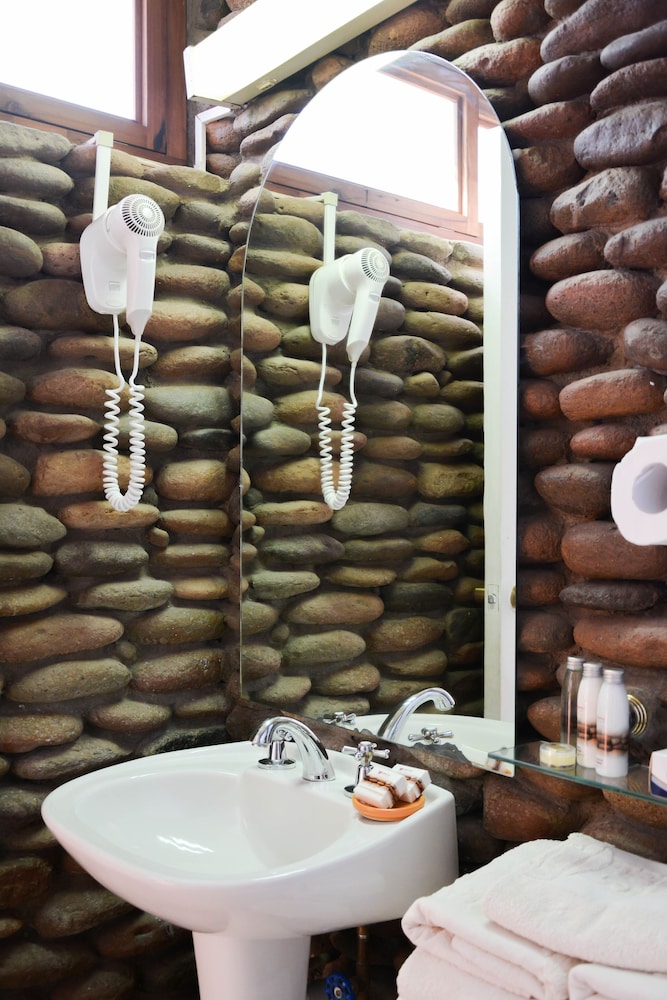 Terrantai Lodge 52/68