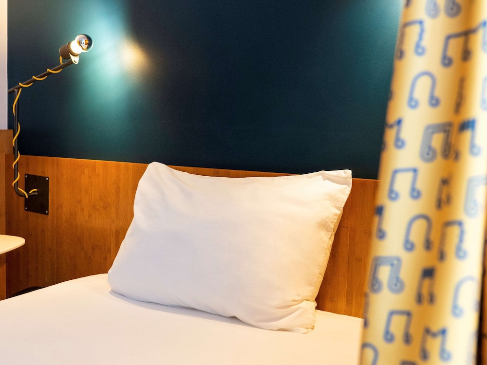 STANDARD, SINGLE BED