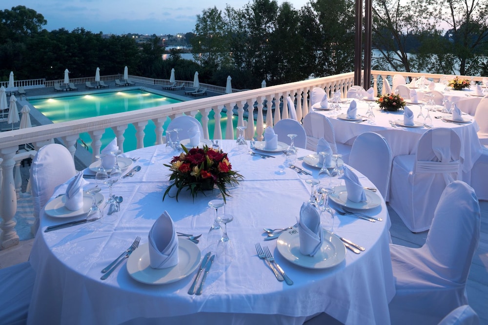 Margarona Royal Hotel 43/44