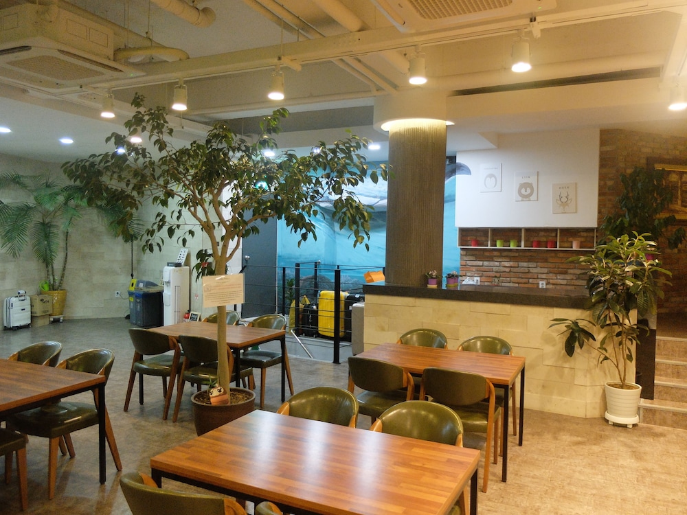 EHWA HOTEL MYEONGDONG 50/69
