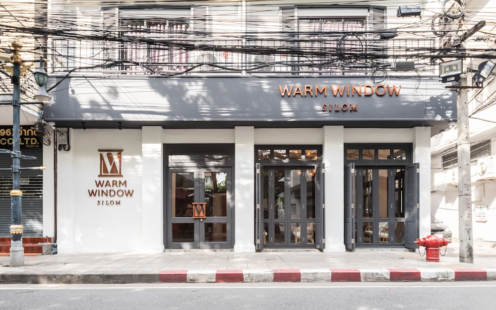 Warm Window Silom - Hostel 3/69