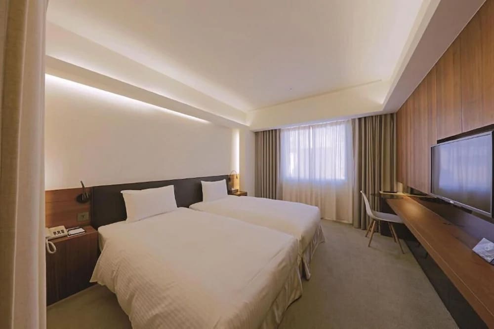 HOTEL WO 9/34