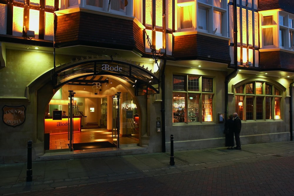 Abode Canterbury 6/44