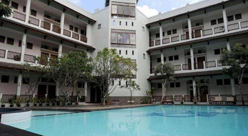 Laut Biru Resort Hotel 30/30