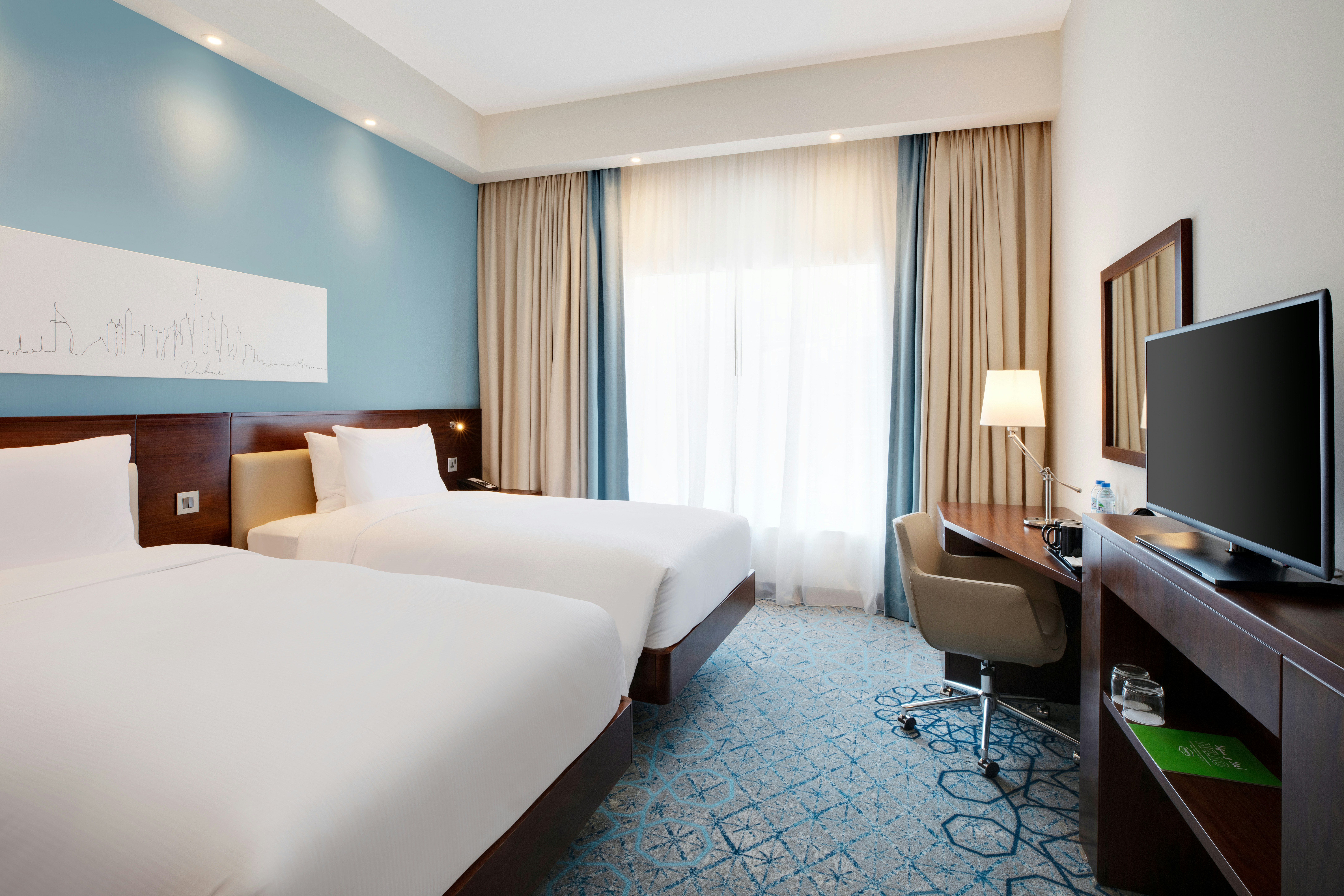 ROOM, TWIN BEDS