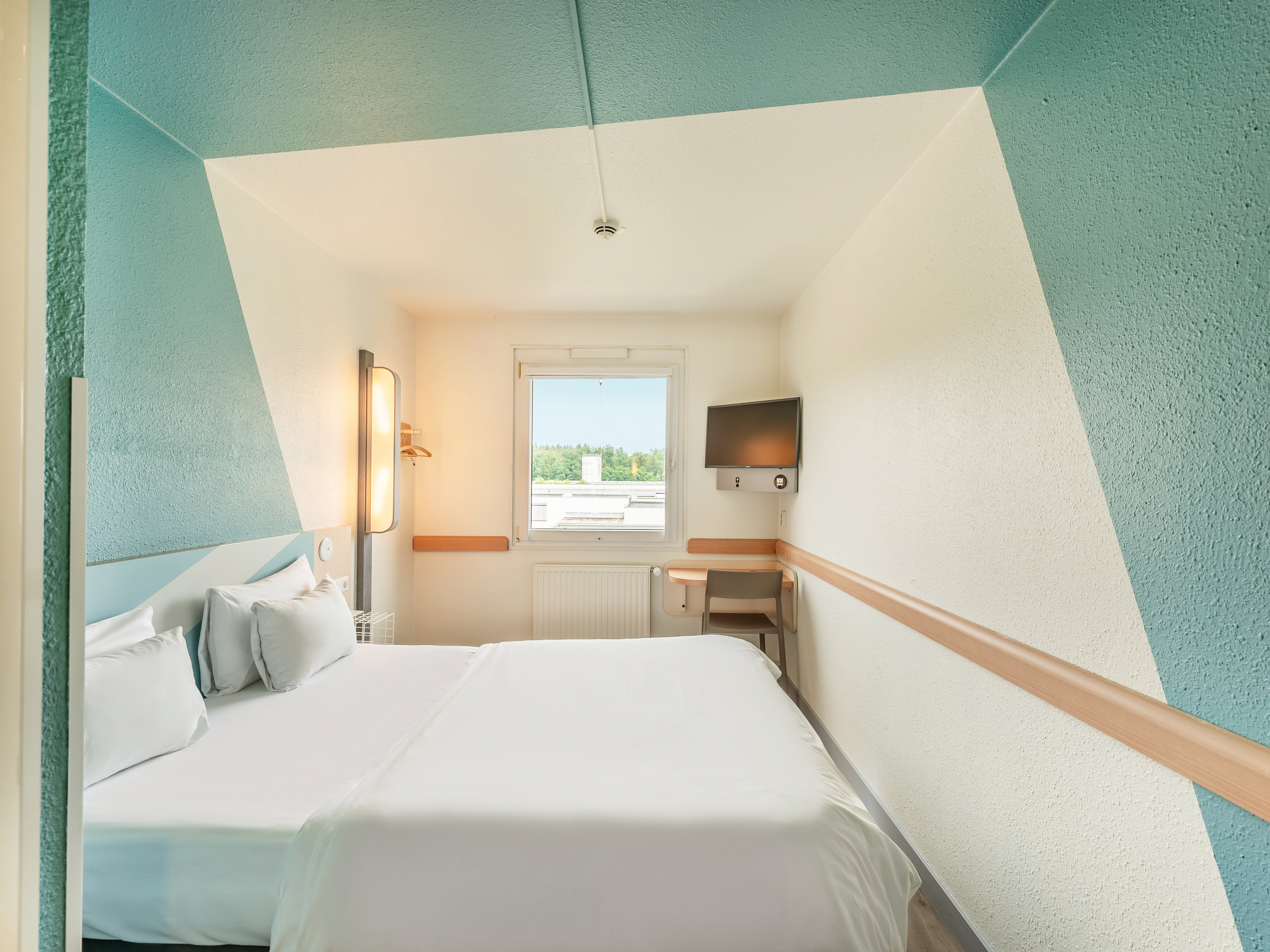 B&B HOTEL Freiburg-West 11/32