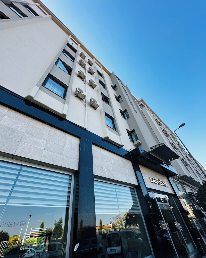 Otel Laodikya 2/50
