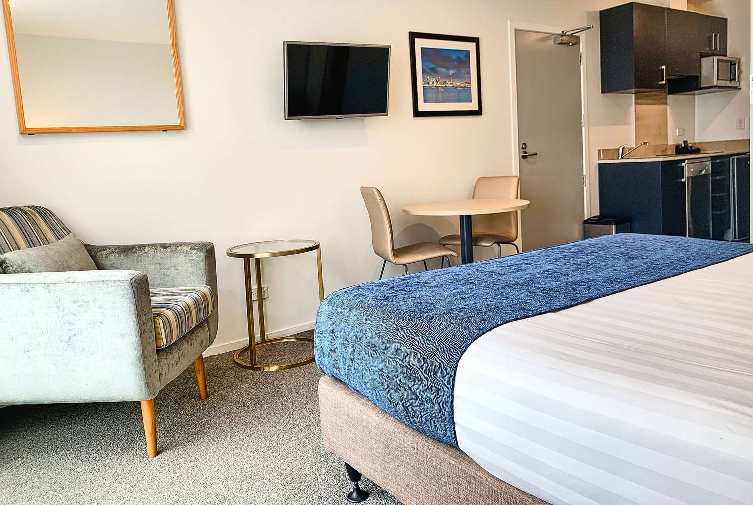 Ramada Suites by Wyndham Albany 24/59