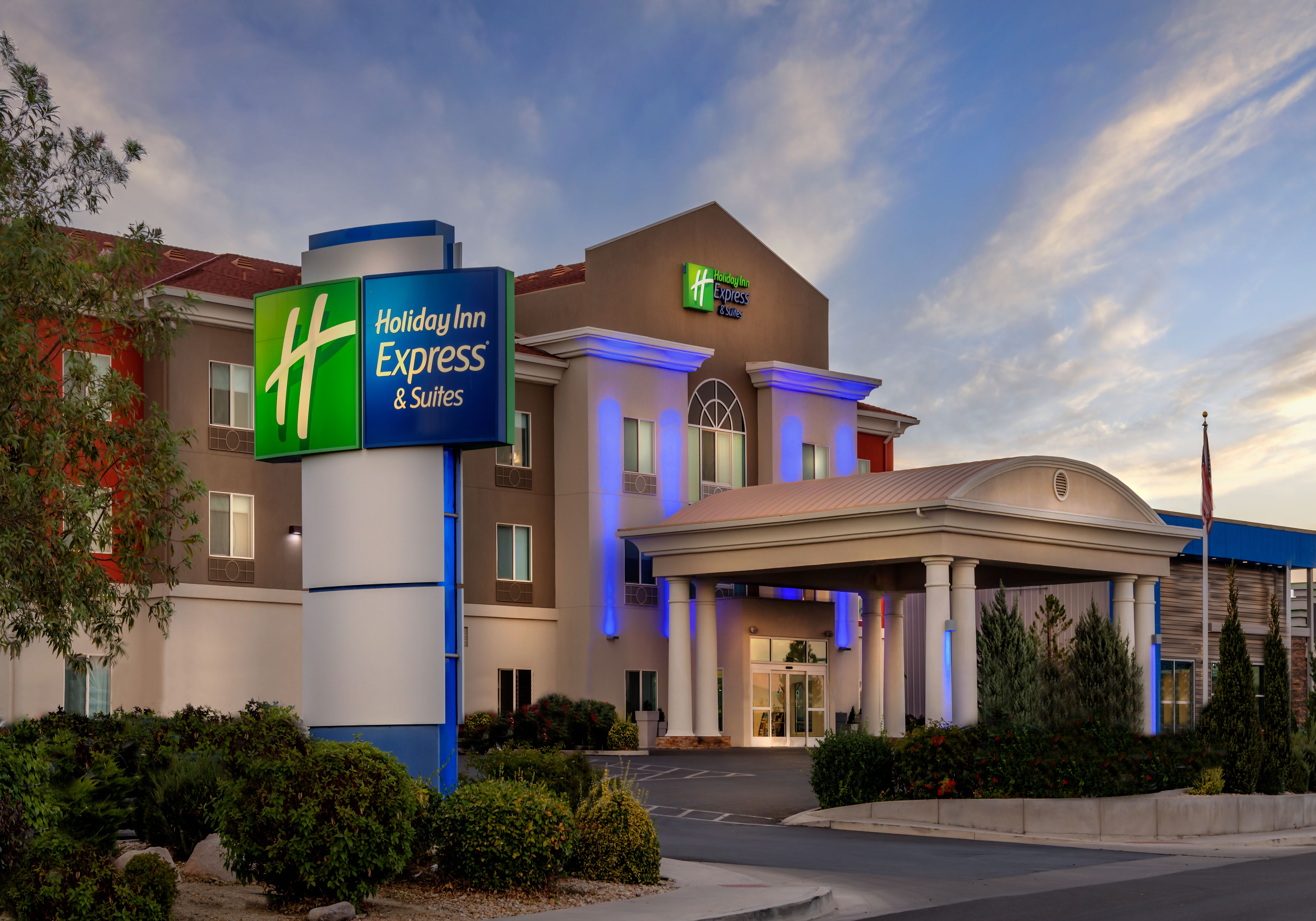 Holiday Inn Express Hotel Suites Reno Airport 4/51