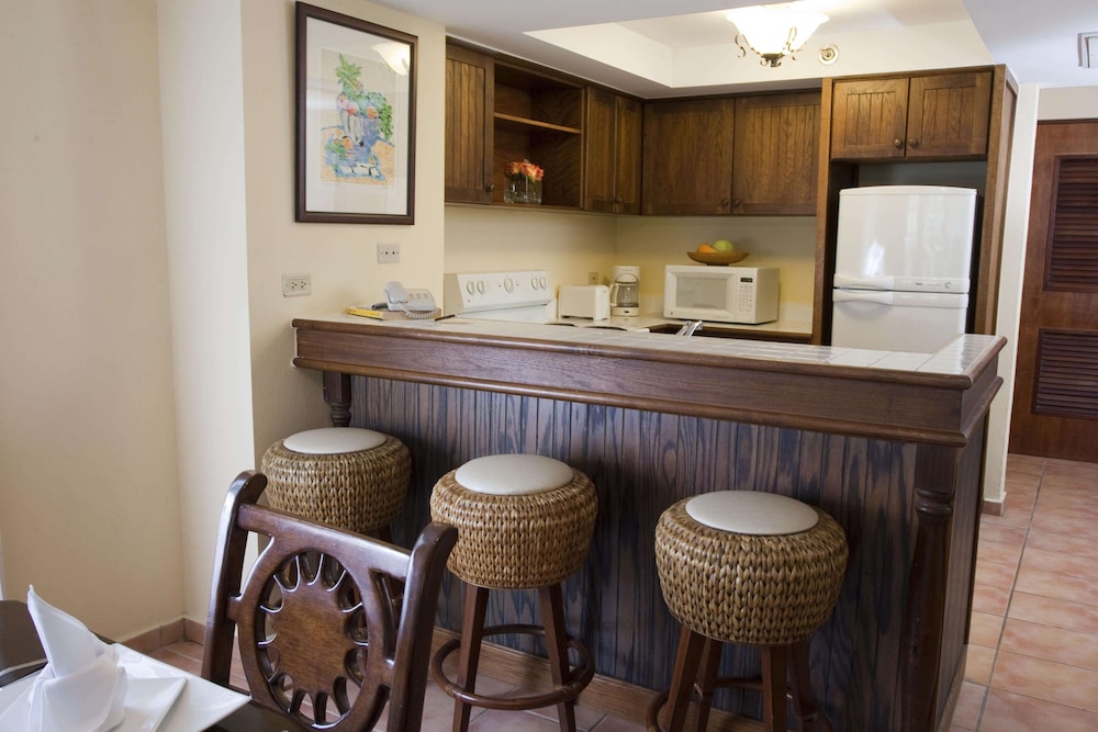 Rincon Beach Resort 54/68