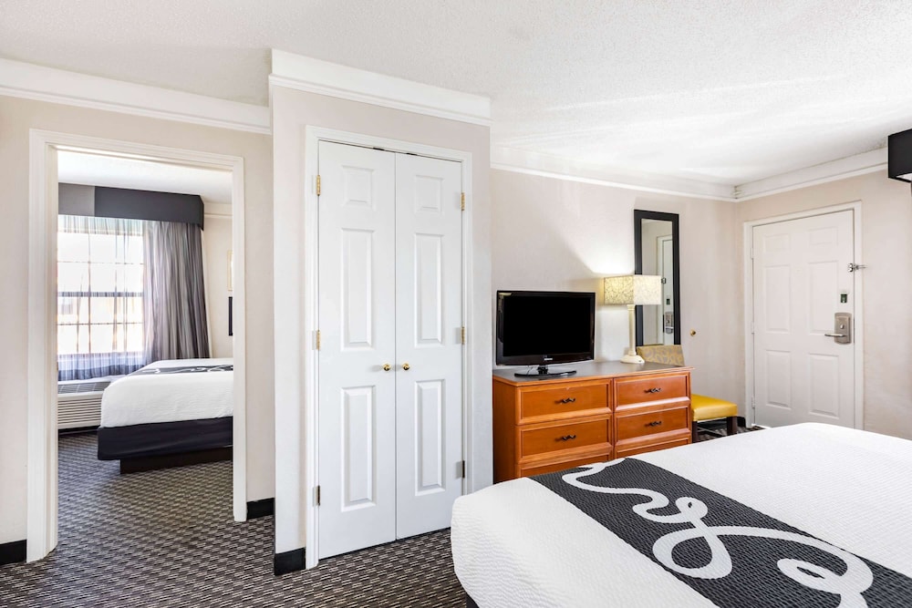 Travelodge by Wyndham El Paso - Airport 14/30