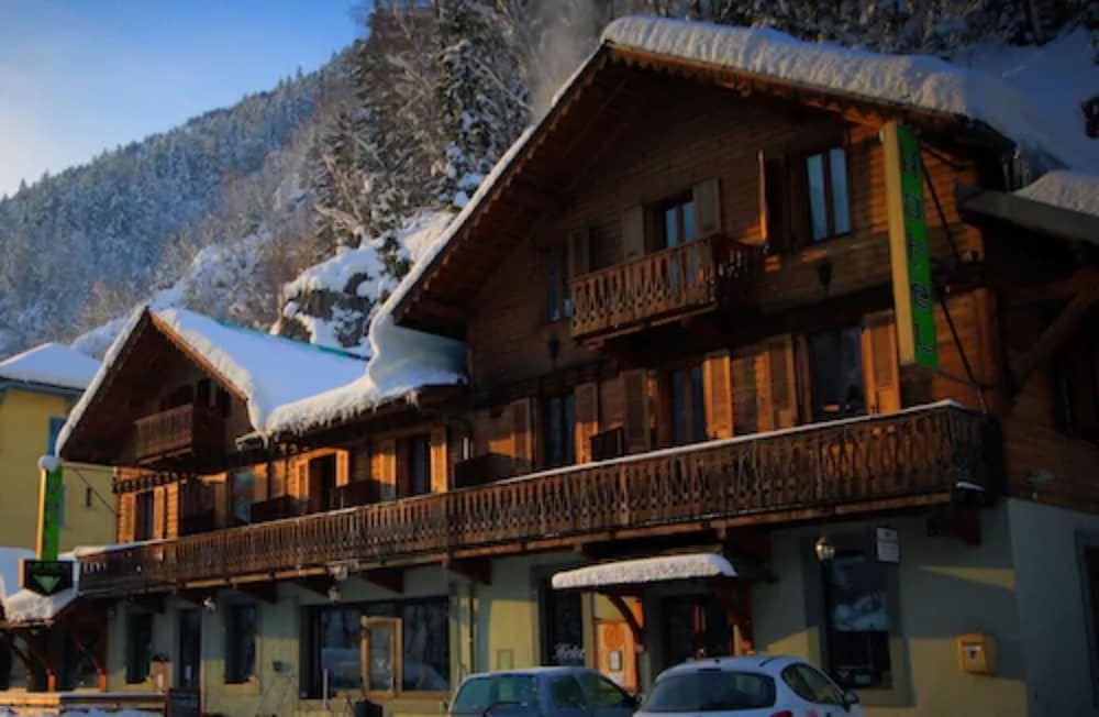 Vert Lodge Chamonix 1/32