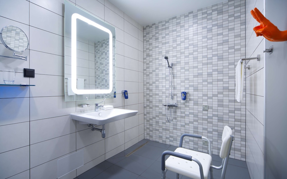 PARK INN BY RADISSON RESIDENCE RIGA BARONA 66/68