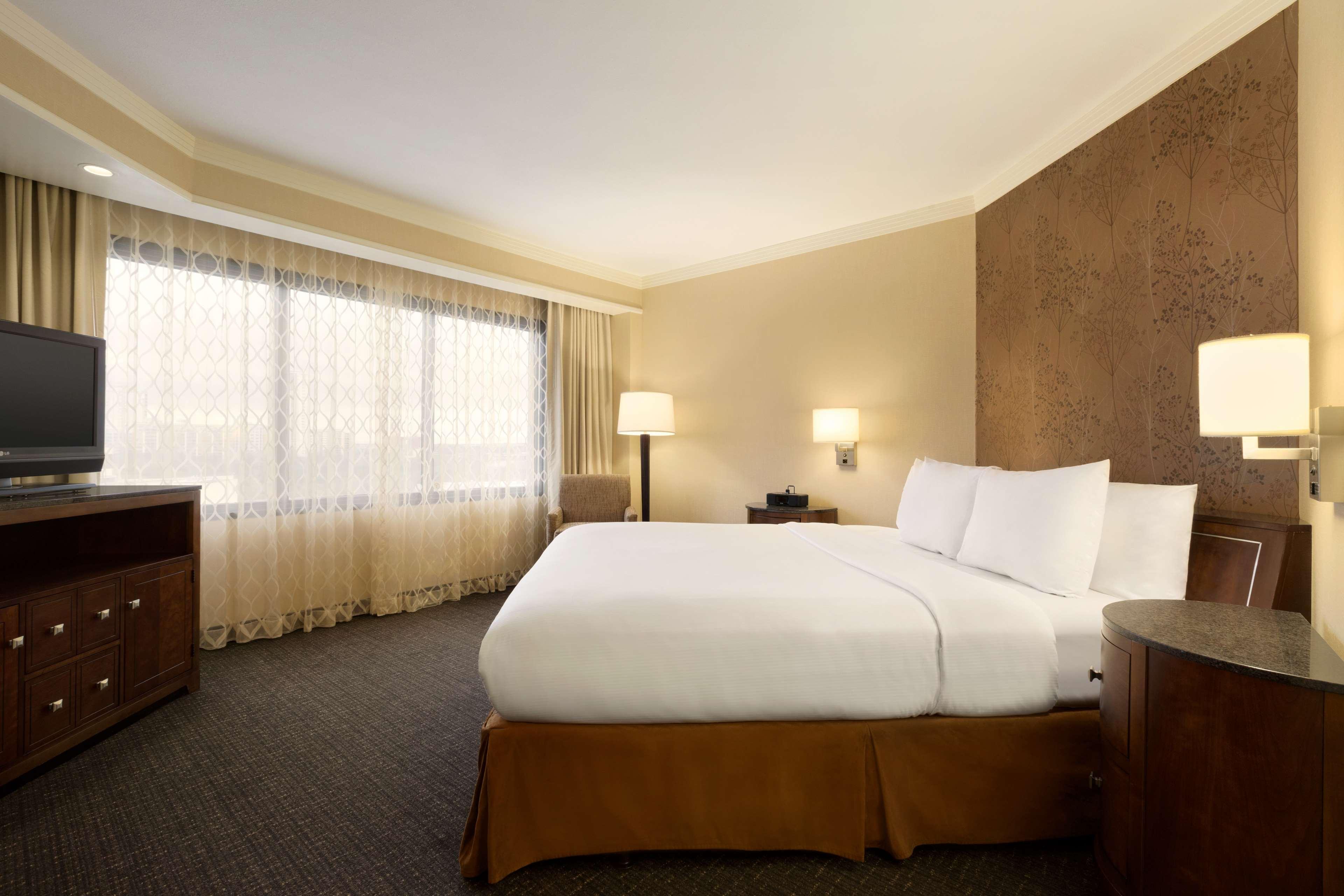 1 Bedroom, Suite, King Bed
