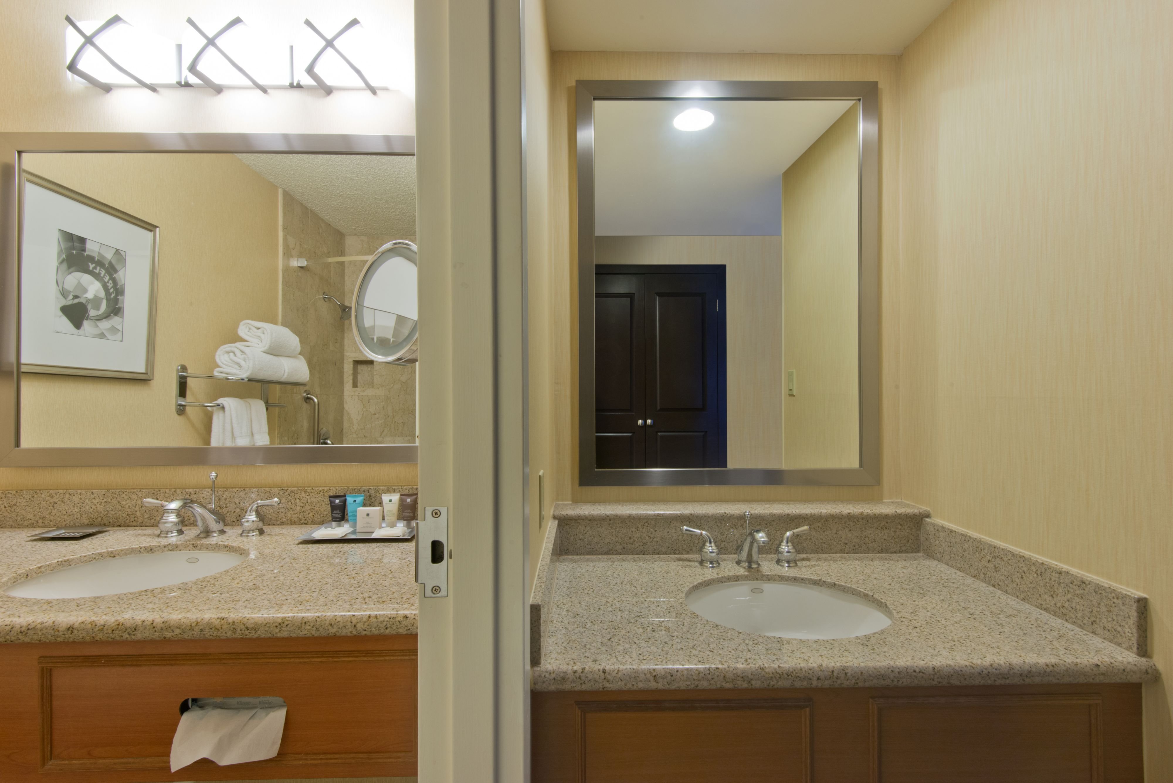 CROWNE PLAZA ALBUQUERQUE 31/31
