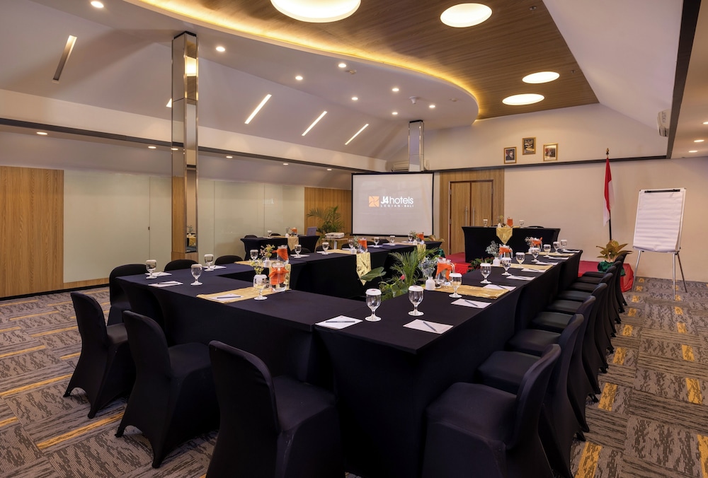 J4 Hotels Legian 57/66