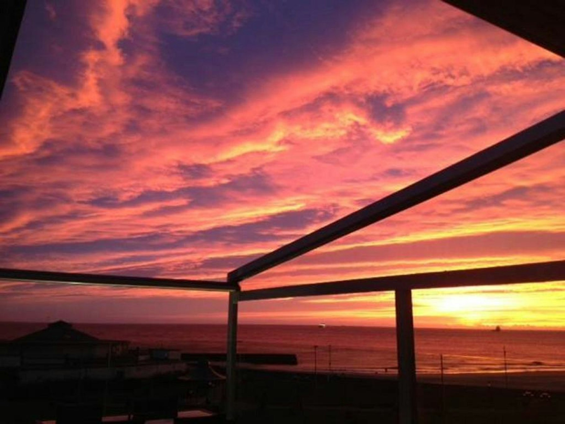 CBH Cliff Hotel 41/48