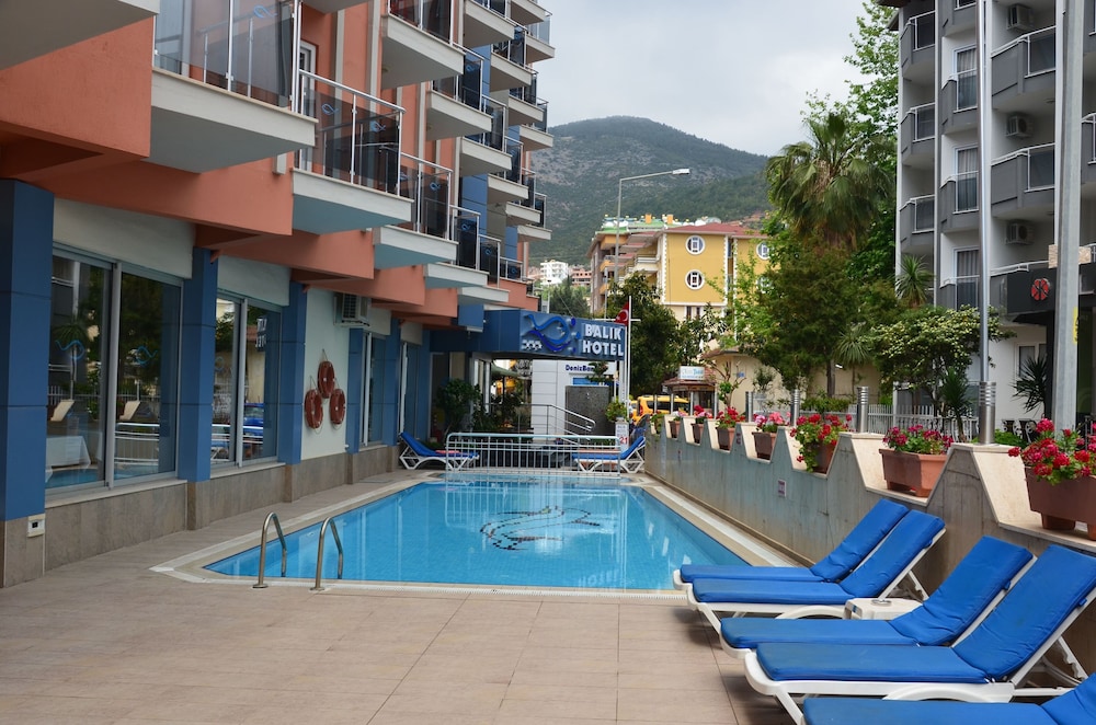 Kleopatra Balik Hotel 33/37