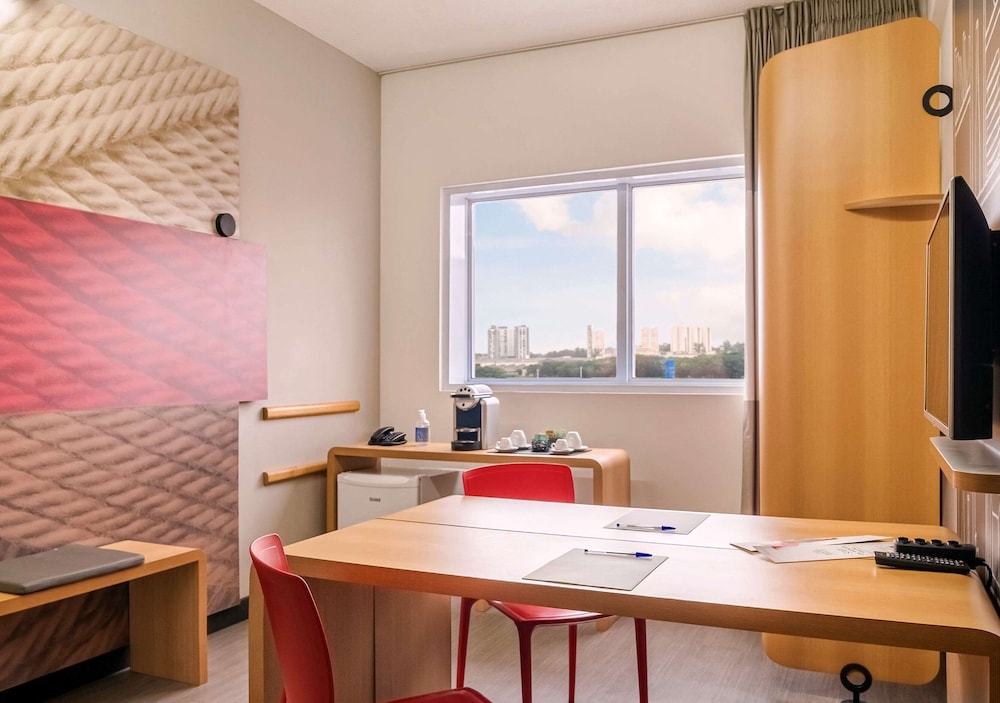 Ibis Sao Paulo Ibirapuera 50/63