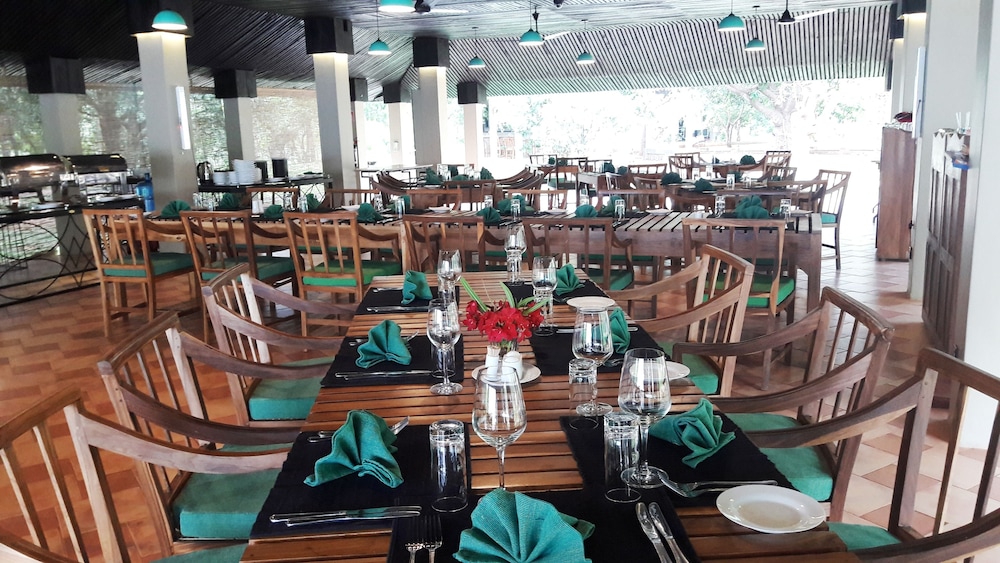 Rangiri Dambulla Resort 15/35