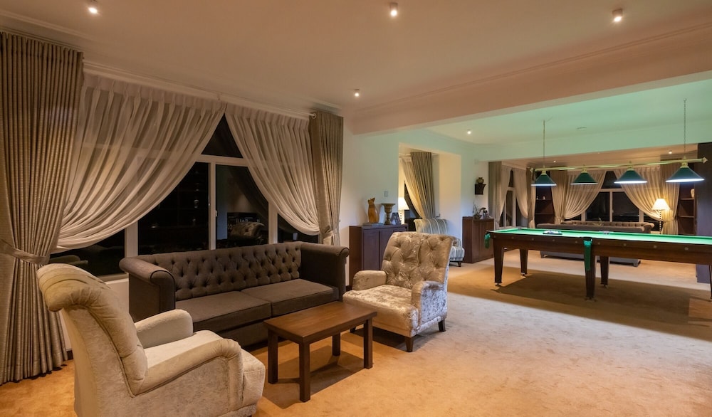 Galway Heights Hotel 27/47