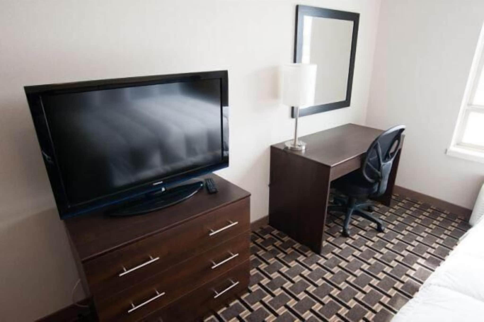 Western Star Inn and Suites Carlyle 19/30