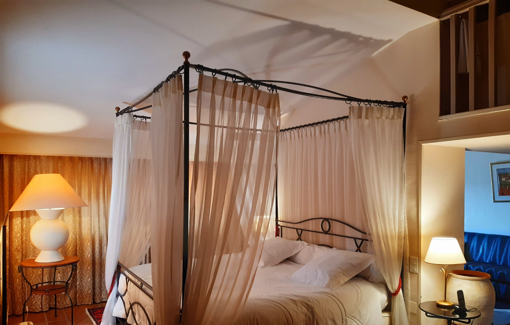 Home, Suite