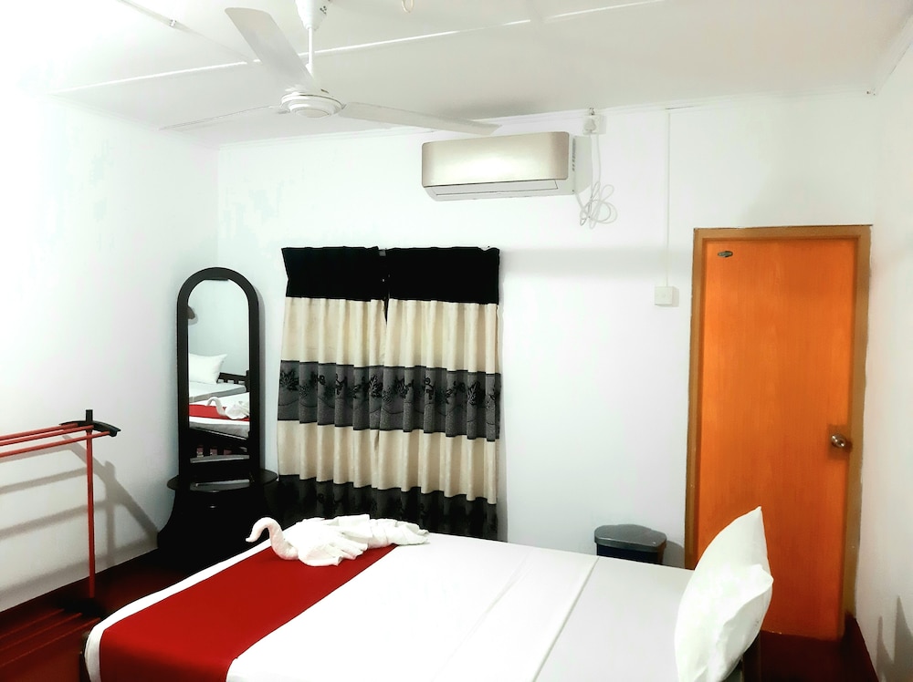 Palitha Home Stay 15/43