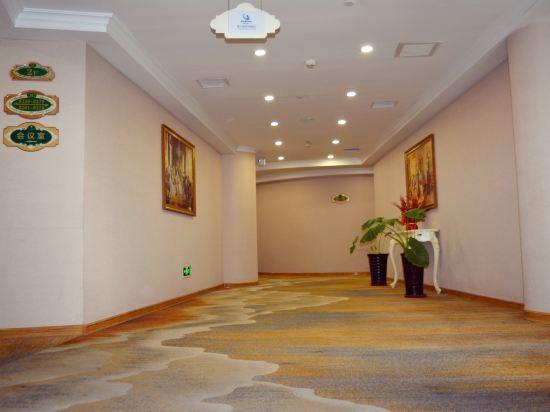 Vienna 3 Best Hotel (Ruida Apartment Building) 7/17