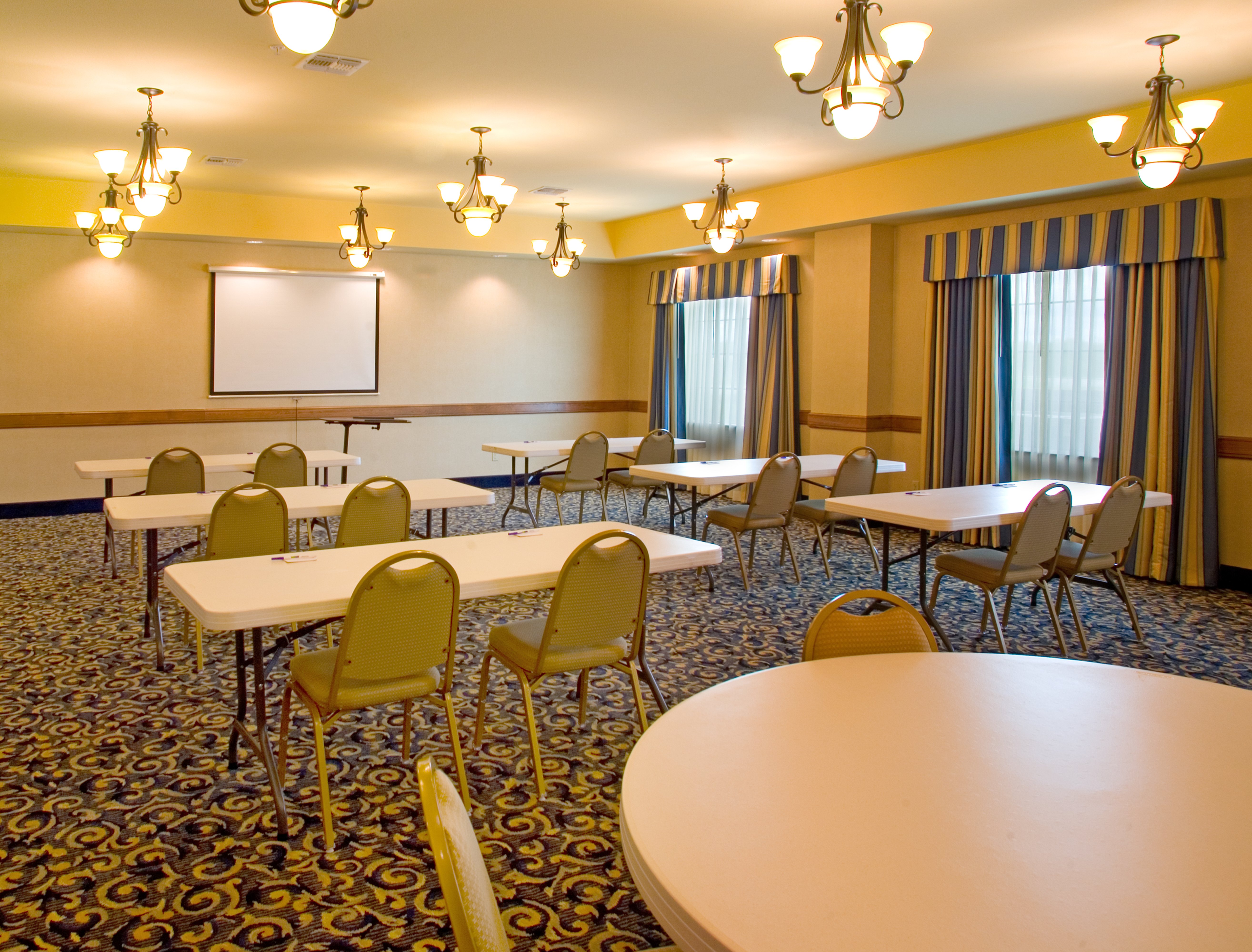 Holiday Inn Express Hotel And Suites Jourdanton Pleasanton 53/58