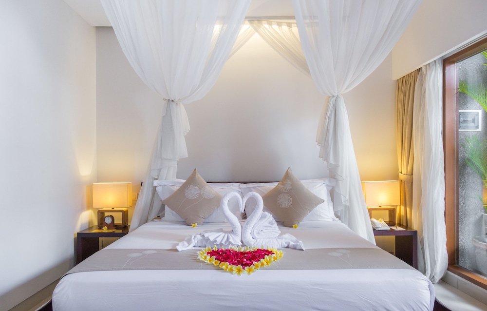 The Light Exclusive Villas Spa 23/72