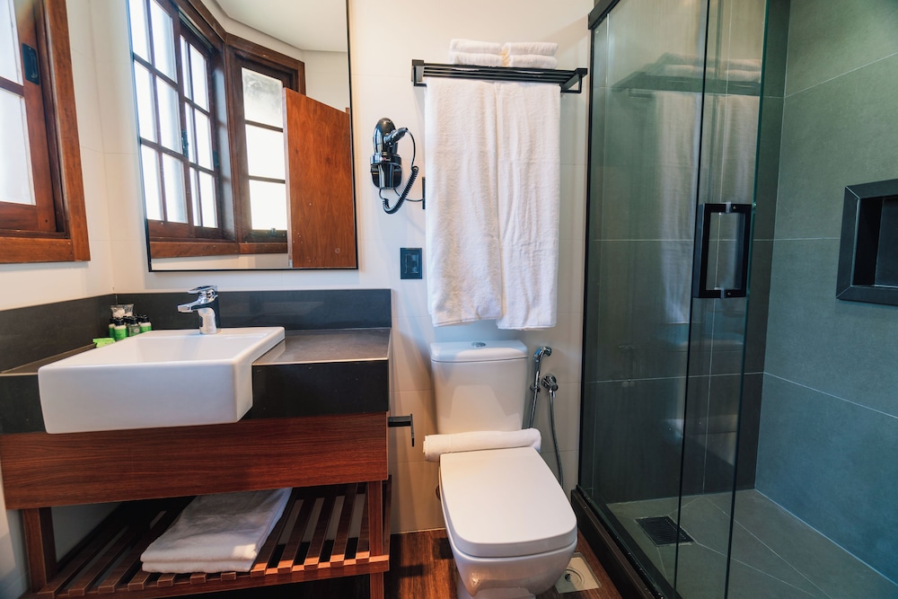 249 Design Hotel 37/42