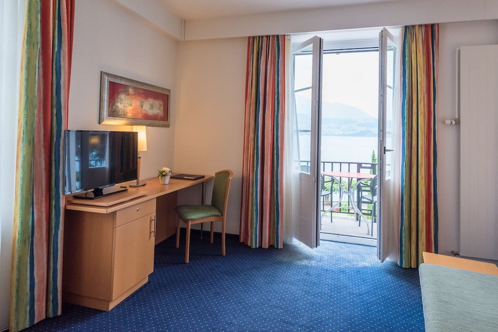 Parkhotel Gunten 28/50