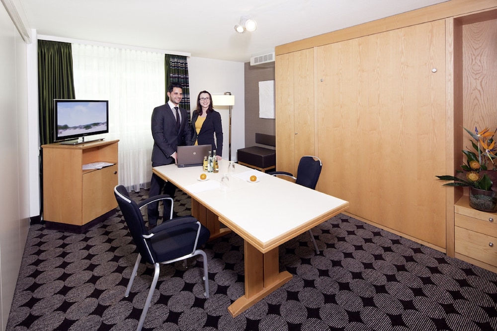 Movenpick Nuremberg Airport 71/75