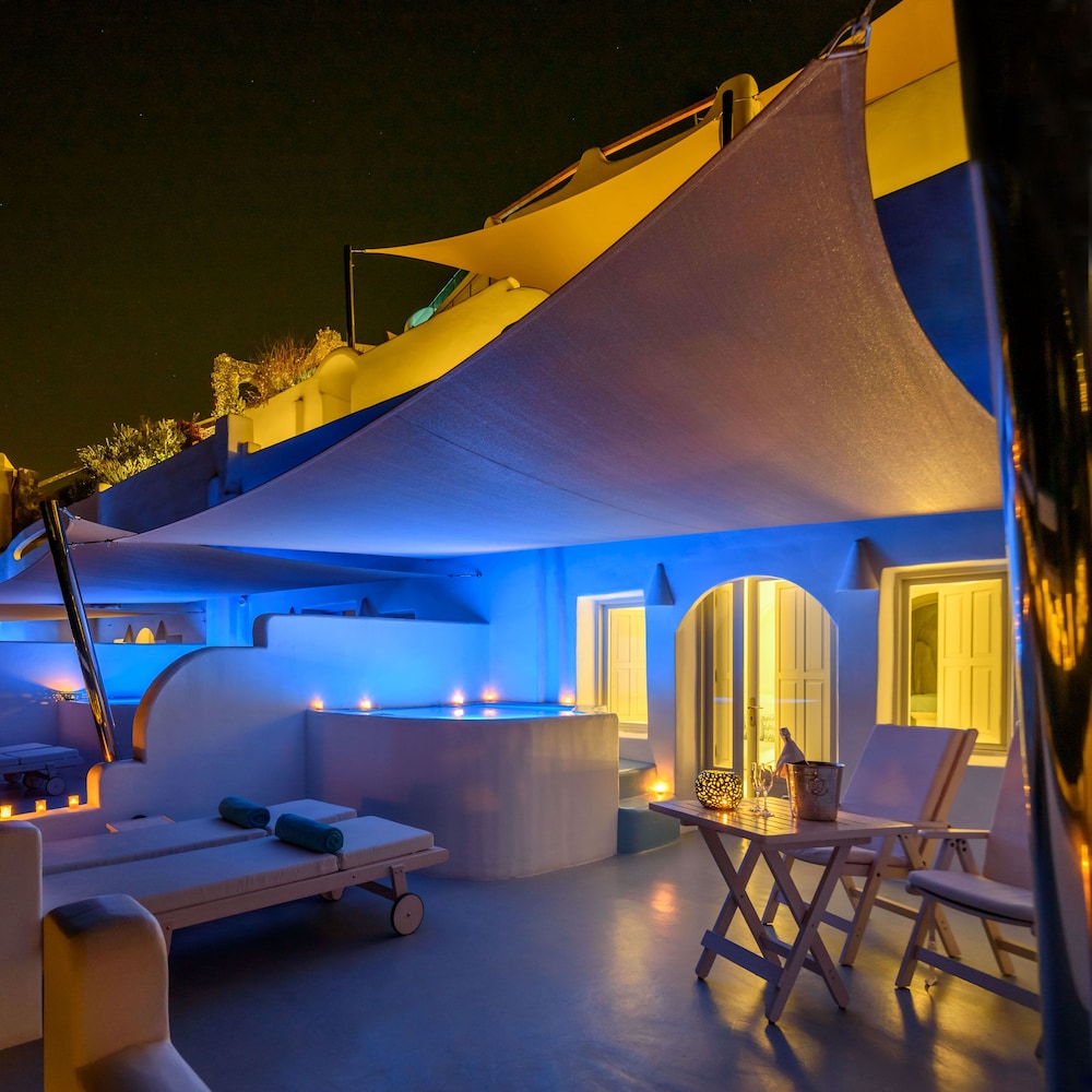Thirea Suites and Studios - Adults Only 43/50