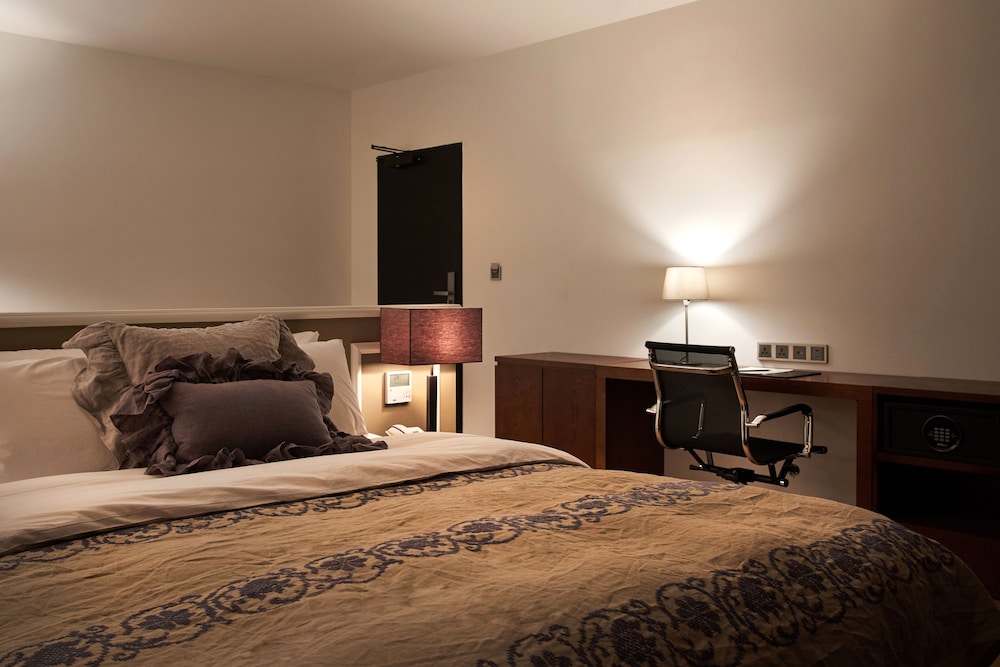 The Classic Hotel 19/68