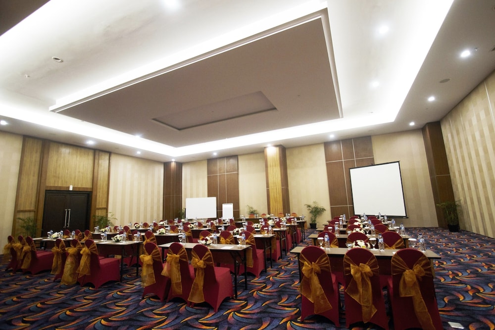 TARA HOTEL 44/46