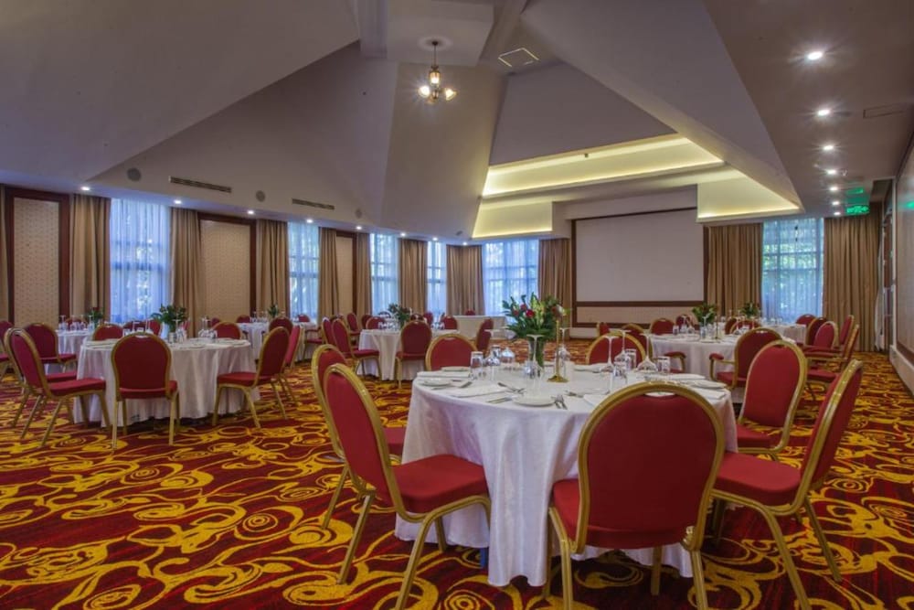 Hermosa Garden Hotel & SPA 24/34