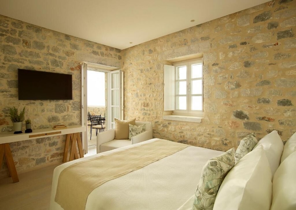 Aria Estate Suites And Spa 13/76
