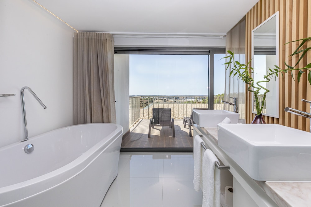 Algarve Race Resort Hotel 62/64