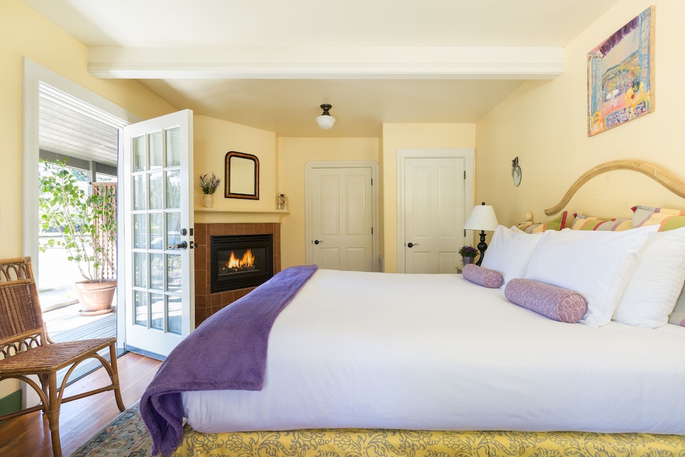 Lavender, A Four Sisters Inn 15/50
